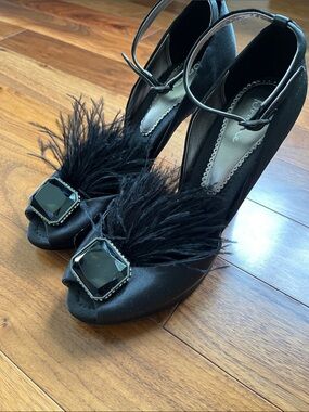 Bourne Black Feather-Accent Peep Toe Heels